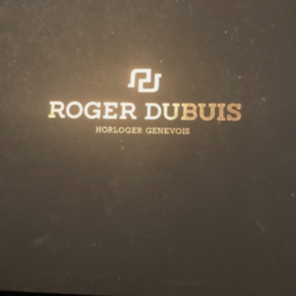 Roger Dubuis Velvet "Corset" Limited Edition 18k Gold Diamonds Ladies Watch - Picture 14 of 16